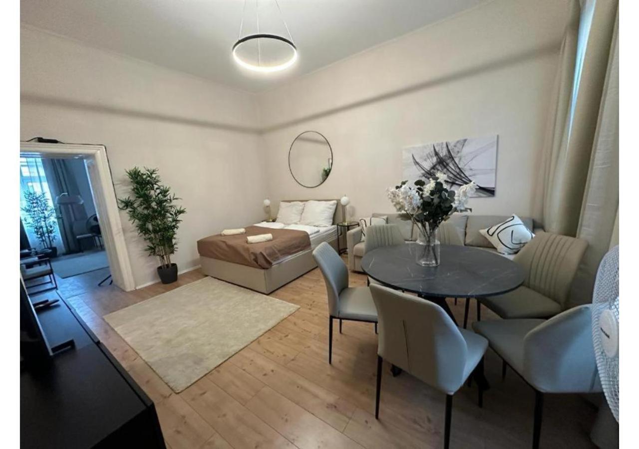 Spacious Apartment, 3 Min To U6 Metro 비엔나 외부 사진