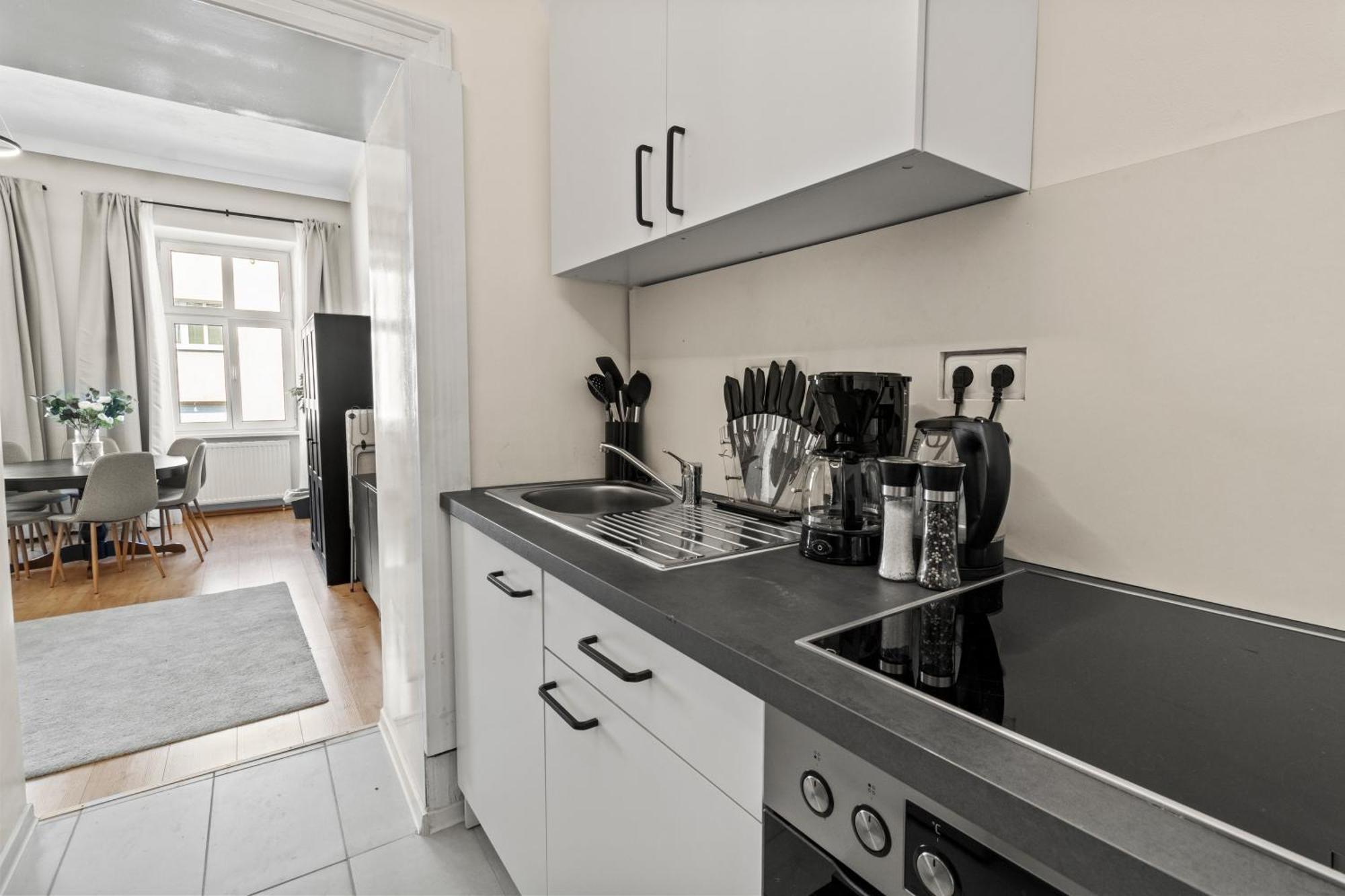 Spacious Apartment, 3 Min To U6 Metro 비엔나 외부 사진