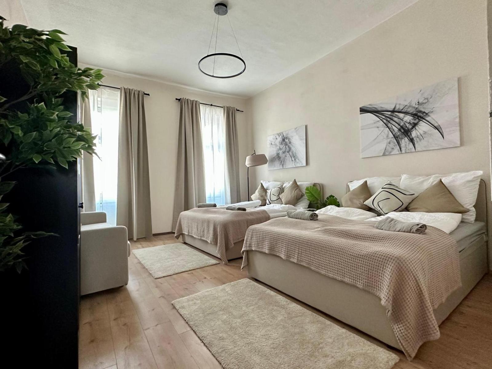 Spacious Apartment, 3 Min To U6 Metro 비엔나 외부 사진