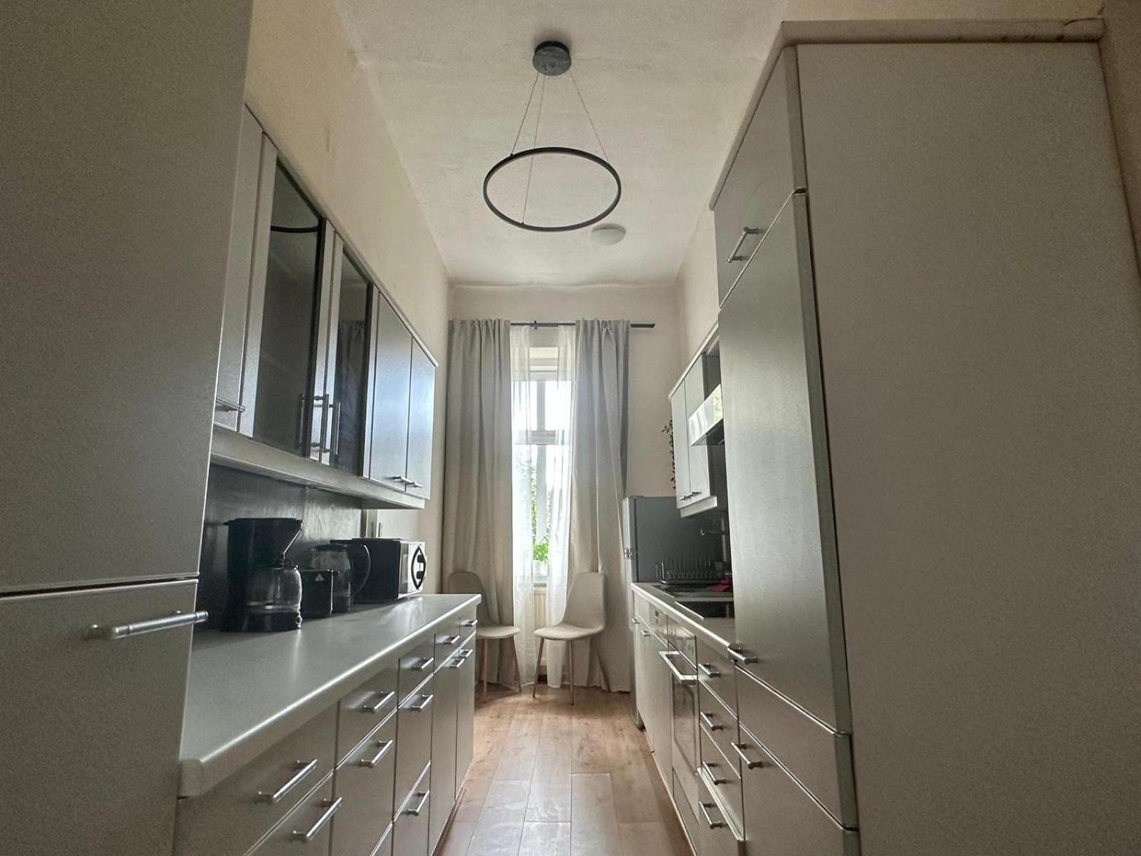 Spacious Apartment, 3 Min To U6 Metro 비엔나 외부 사진