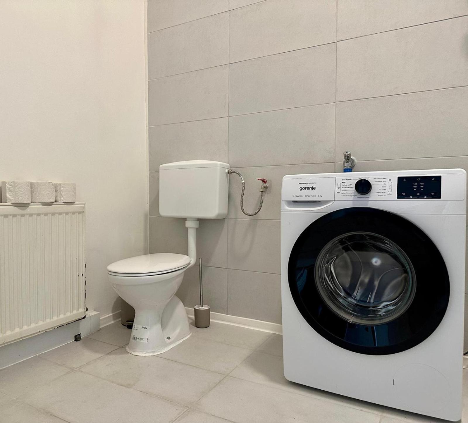 Spacious Apartment, 3 Min To U6 Metro 비엔나 외부 사진