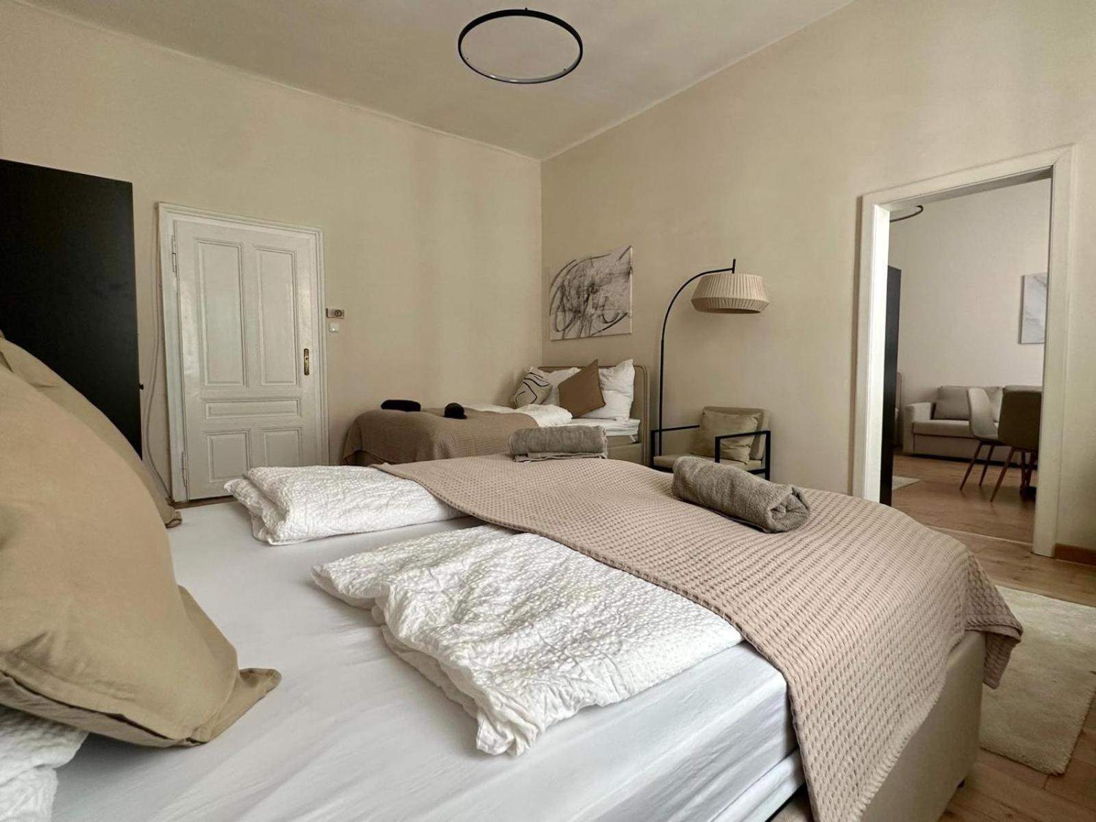 Spacious Apartment, 3 Min To U6 Metro 비엔나 외부 사진